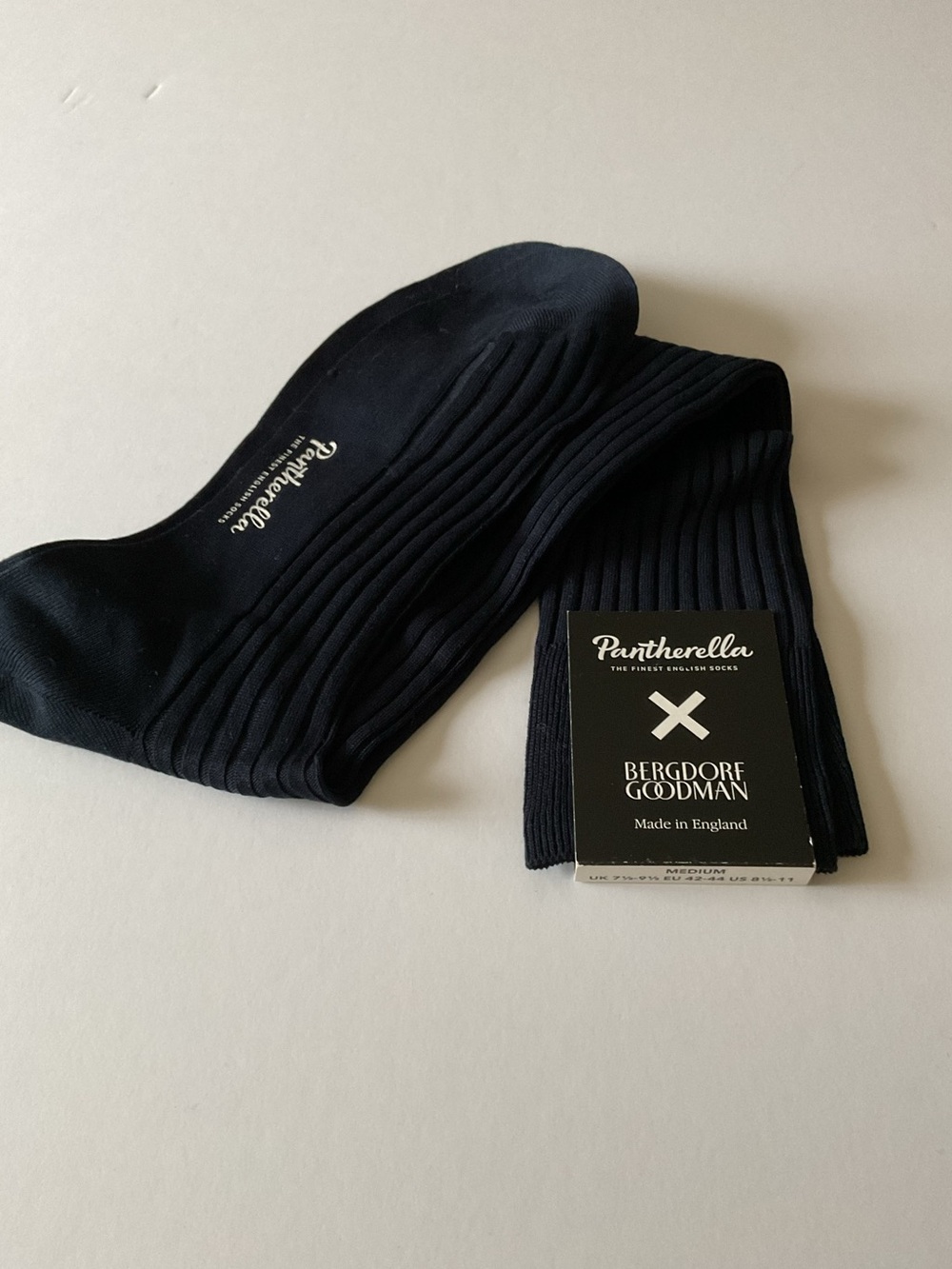 PANTHERELLA X BERGDORF GOODMAN MENS FINE COTTON SOCKS KNEE HIGH NAVY MEDIUM NWT